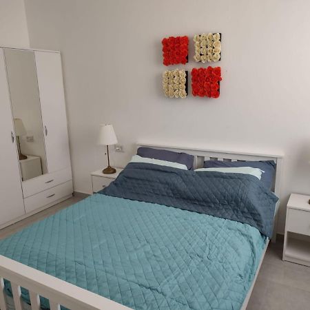 Lovely Three-Room Apartment Above The Promenade Ashdod Exterior foto